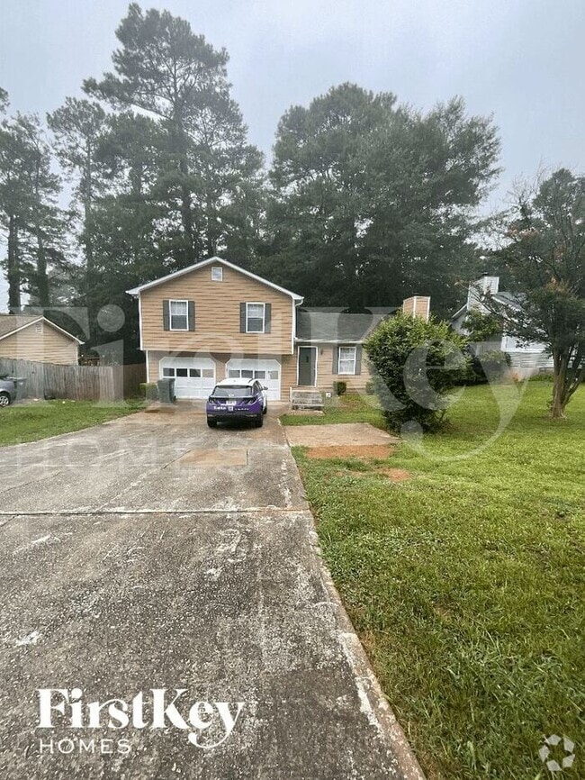 Building Photo - 2097 Phillips Rd
