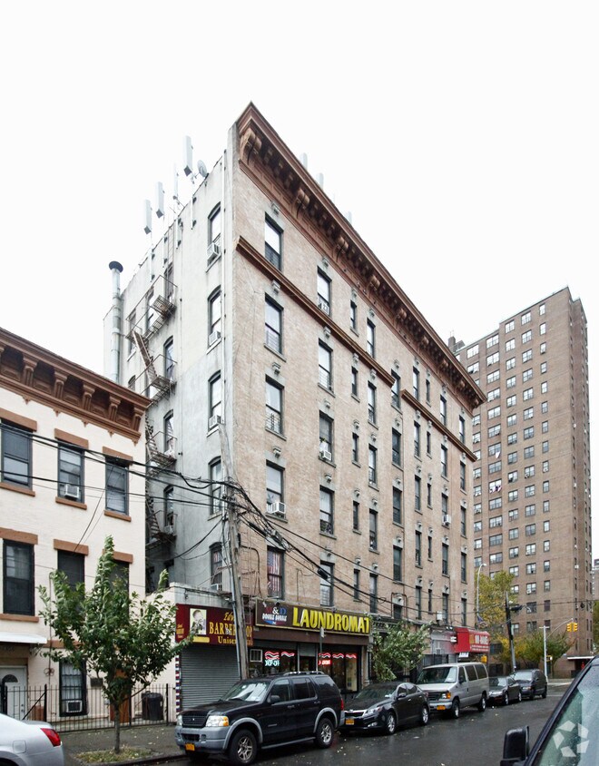 402 E 136th St - 402 East 136th Street