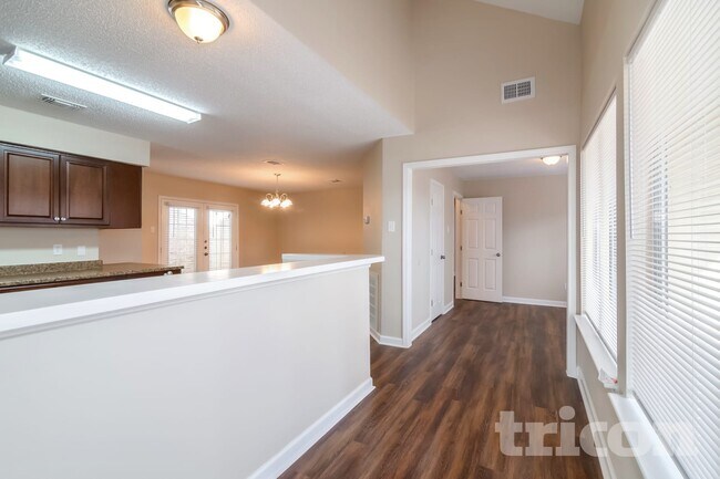 Foto del edificio - 16027 Hidden Acres Dr