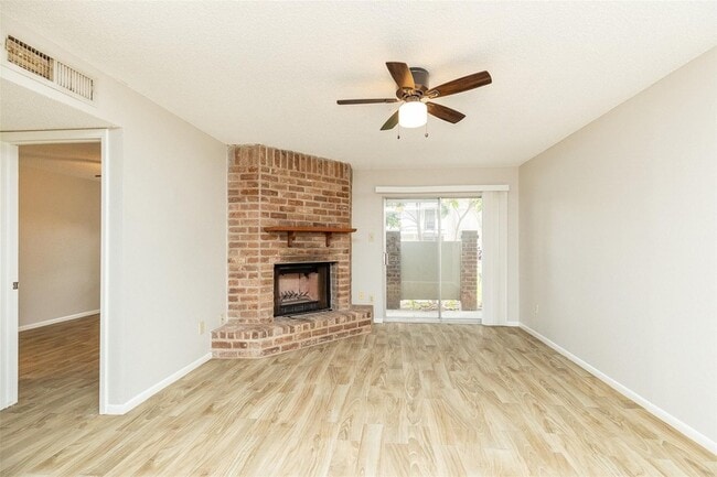 Photo - 2800 Jeanetta St Apartment