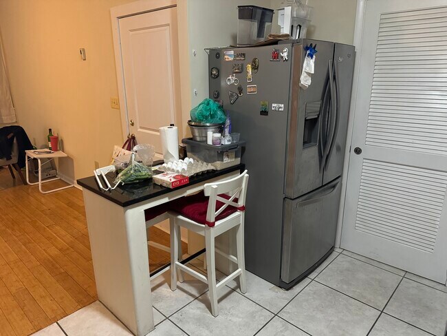 Foto del edificio - 526 Saint Paul St