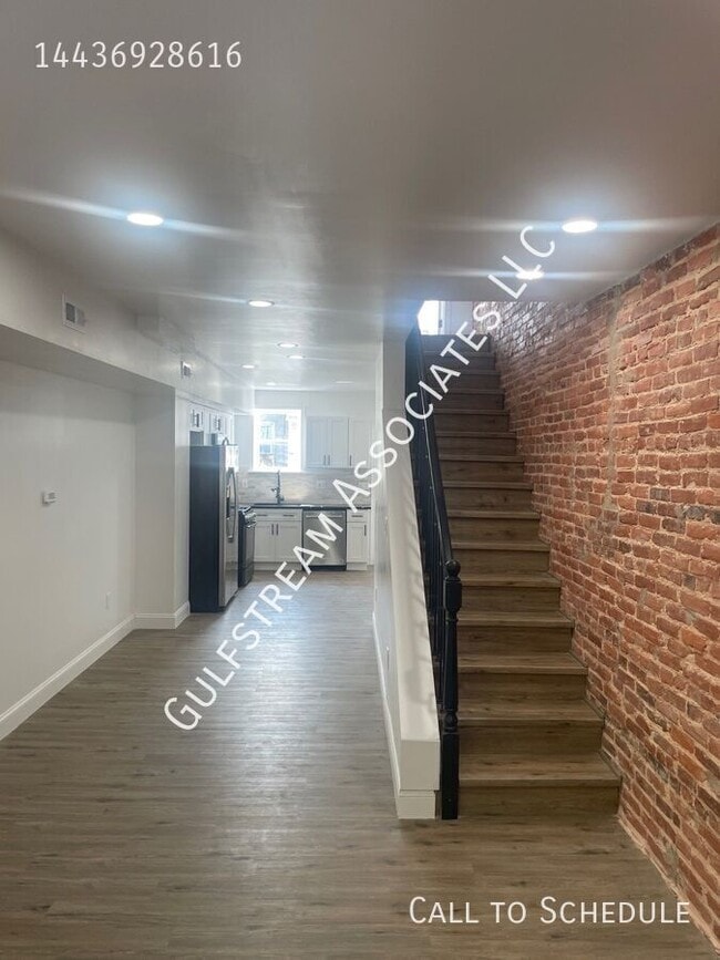 Building Photo - 154 N Ellwood Ave