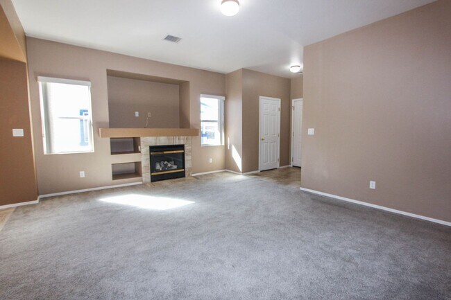 Foto del edificio - MOVE-IN SPECIAL in Quailwood