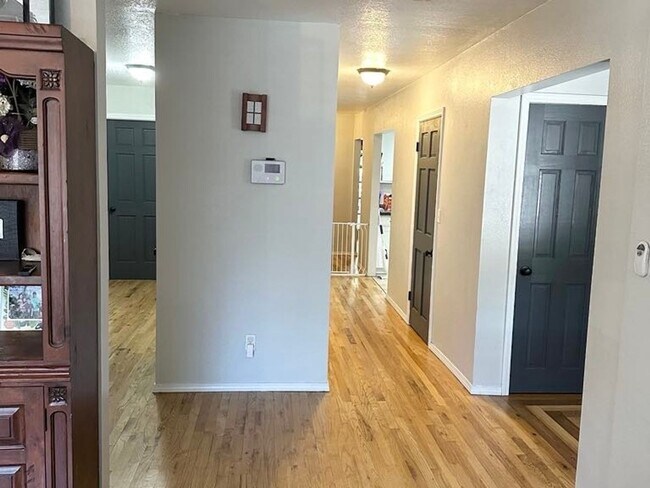Foto del edificio - 5 Bedroom Single Family Home in Payson