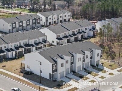 Foto del edificio - 2132 Titanium Rock Rd
