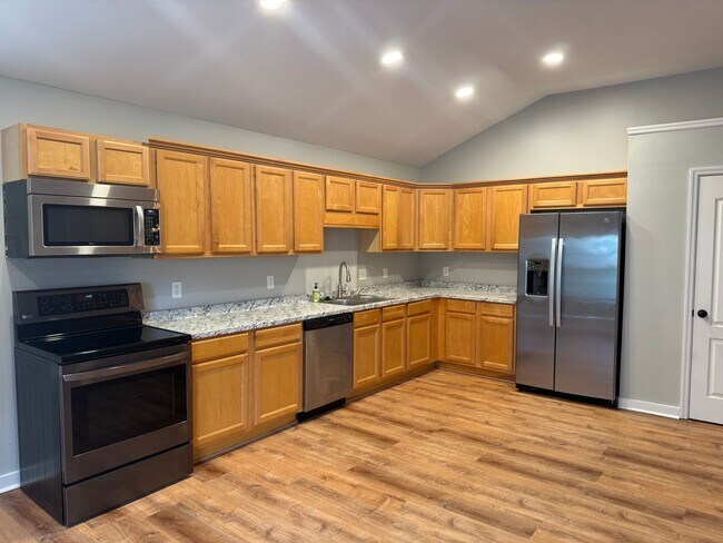 Foto del edificio - Great 3BR Home in Spring Hill