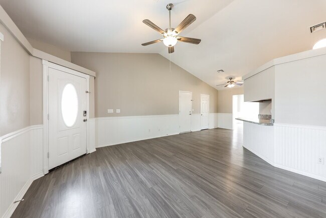 Foto del edificio - 5720 W Wagoner Rd