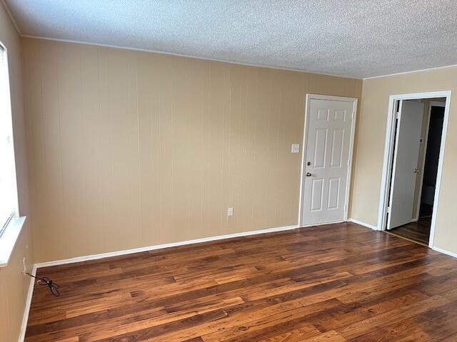 Building Photo - 1375 Village Oaks Cir NW