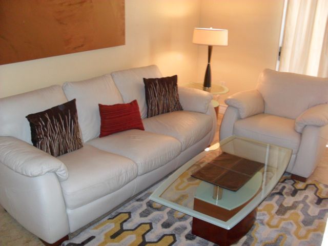 Foto del edificio - Meridian Top-Floor 1 Bed 1 Bath with Great...