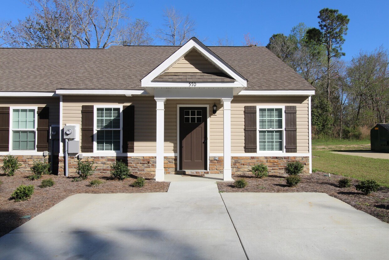 570 Deerchase Ct, Statesboro, GA 30458 Townhome Rentals in Statesboro GA