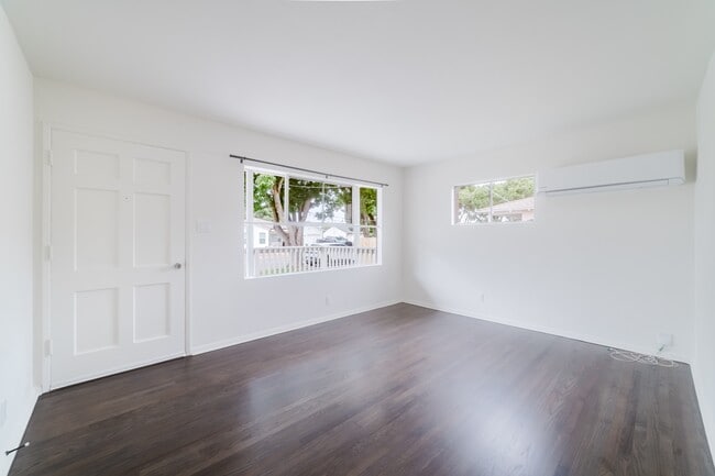 Foto del edificio - 1734 Serrano St