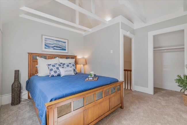 Foto del edificio - 1555 Lincoln Ave