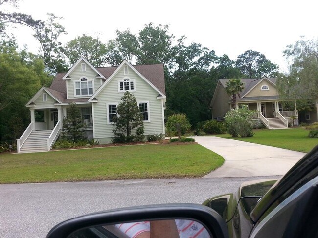 Foto del edificio - 119 Picket Landing Dr