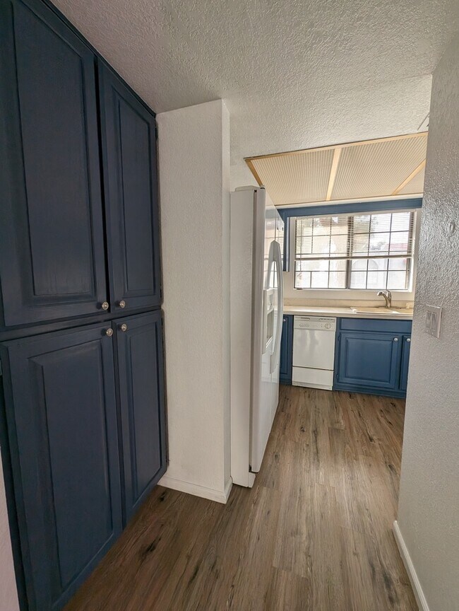 Building Photo - 15402 N 28th St