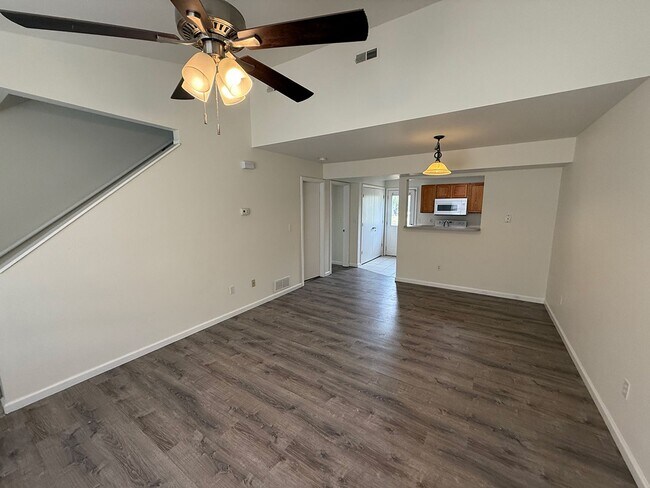 Foto del edificio - 1415-1417 Raleigh Dr.