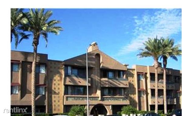 Foto del edificio - 19009 Sherman Way