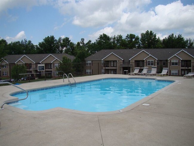 Building Photo - 547 Amerihost Dr