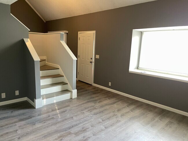 Building Photo - 203 Wisconsin St