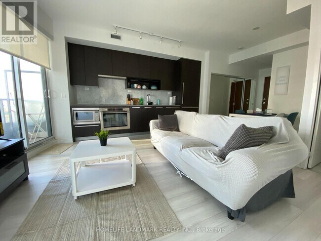 Building Photo - 115 McMahon Dr