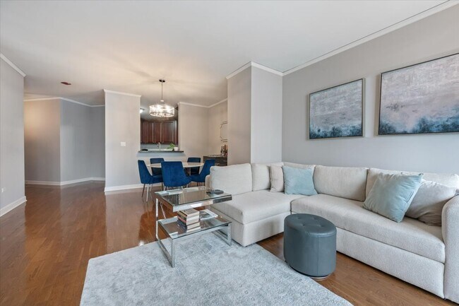 Foto del edificio - 420 E Waterside Dr