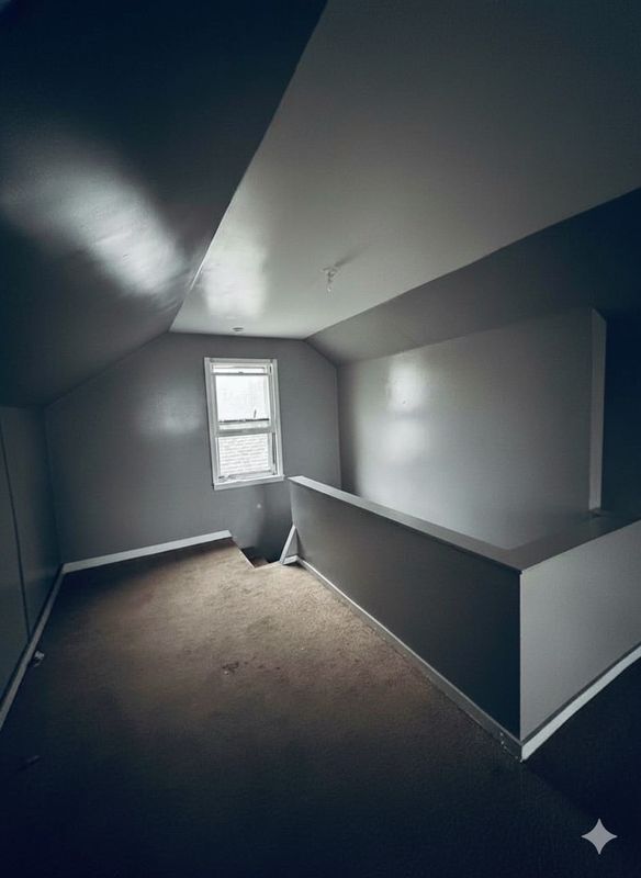 Foto del edificio - 15625 Bringard Dr