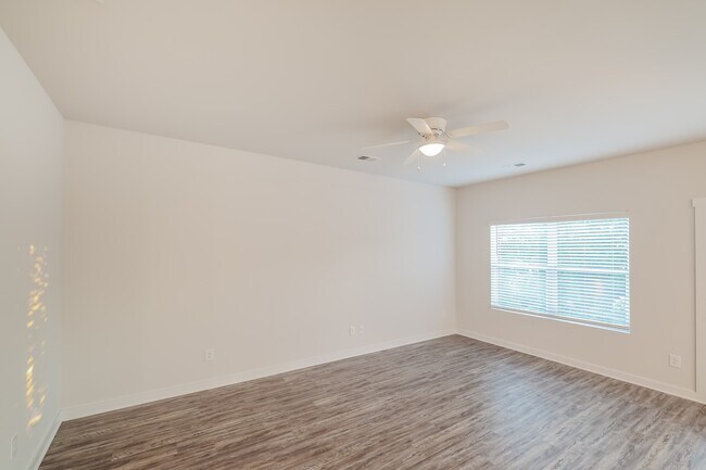 Building Photo - 5572 Cathwick Trce