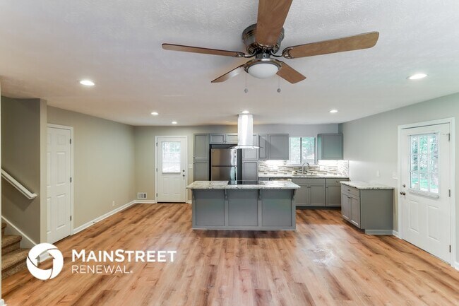 Foto del edificio - 2973 Creekview Ct NE