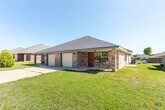 Foto principal - 2706 Lucille Dr