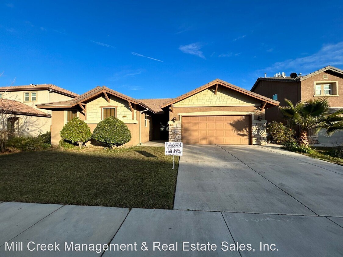 Primary Photo - 4 br, 2 bath House - 2445 Claret