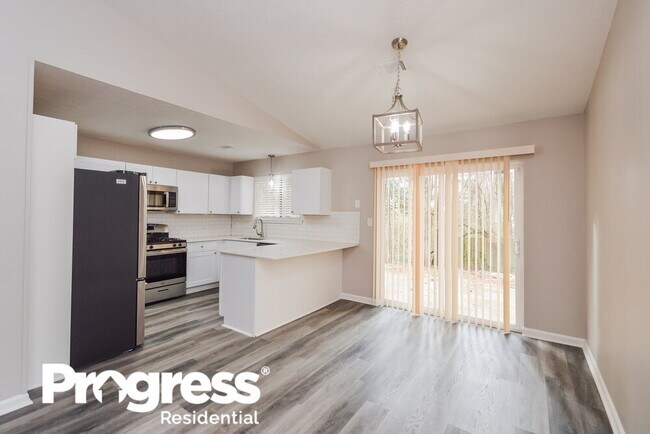 Foto del edificio - 7943 Taylor Cir