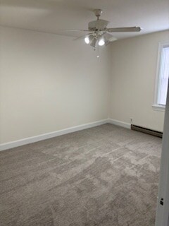 Foto del edificio - 101 S Holly Ave