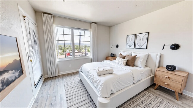 Building Photo - Riverglen Apartments