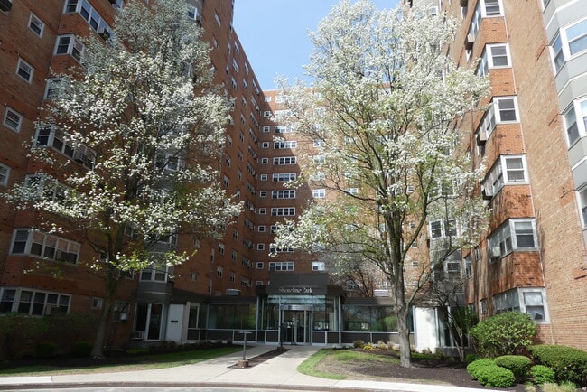 Building Photo - 4970 N Marine Dr