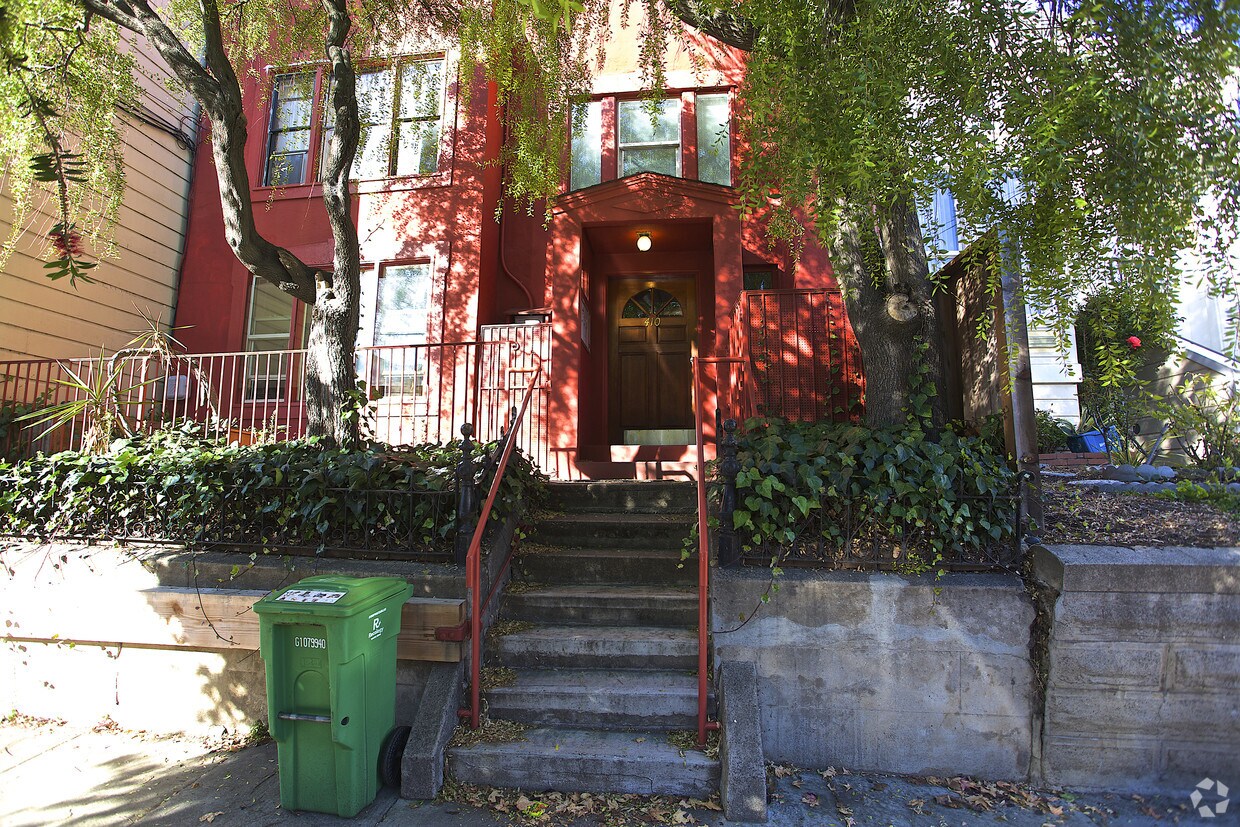 Building Photo - Noe Valley Apartments