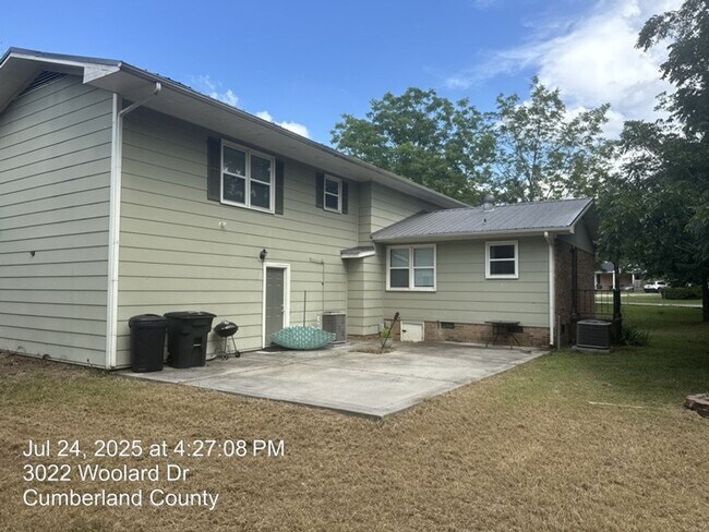 Foto del edificio - 3022 Woolard Dr