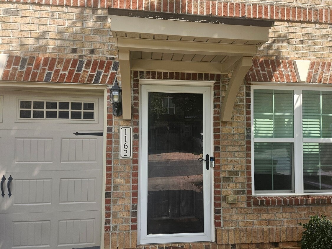 Foto principal - 1162 Augustine Heights Dr