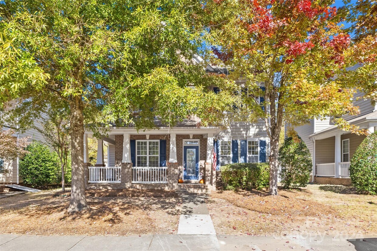 Primary Photo - 10411 Alvarado Way