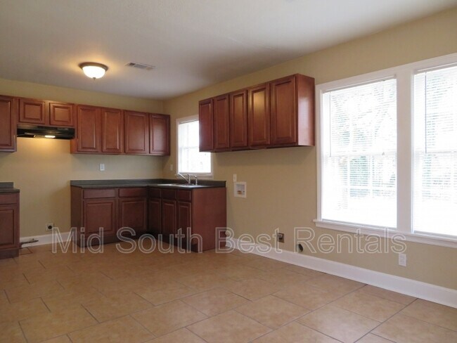 Foto del edificio - 3405 Pryor St