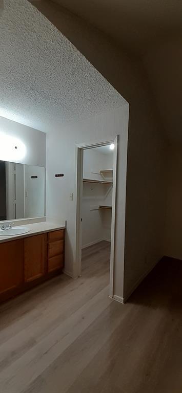 Building Photo - Upstairs Two Bedroom Unit in Fourplex with...