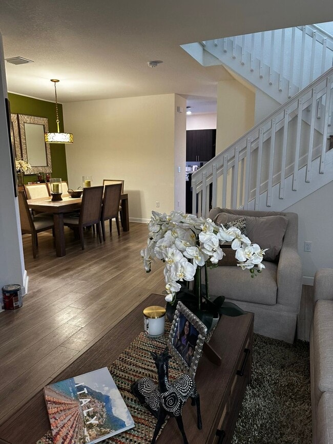 Foto del edificio - 3397 W 94th Ter