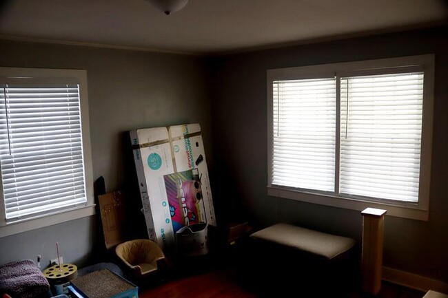 Building Photo - 6 Haynesworth St