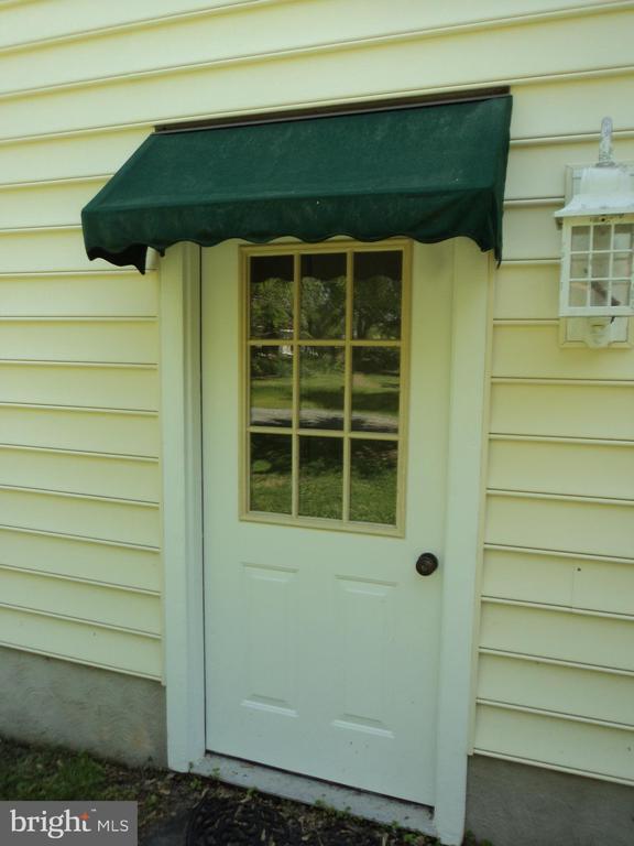 Foto del edificio - 5757 Poplar Ln