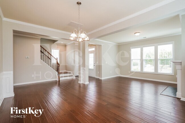 Foto del edificio - 175 Heathwood Dr