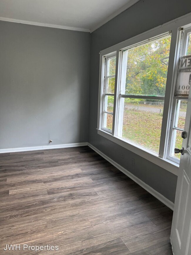 Foto del edificio - 4 br, 2 bath House - 501 Montgomery St