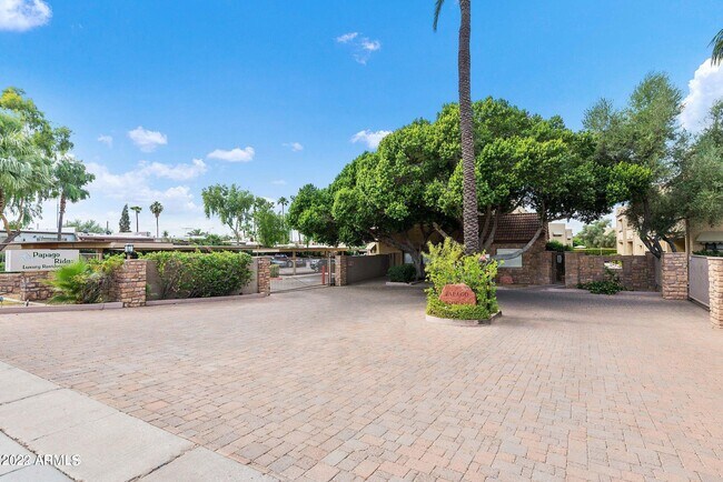 Foto del edificio - 2228-2252 N 52nd St