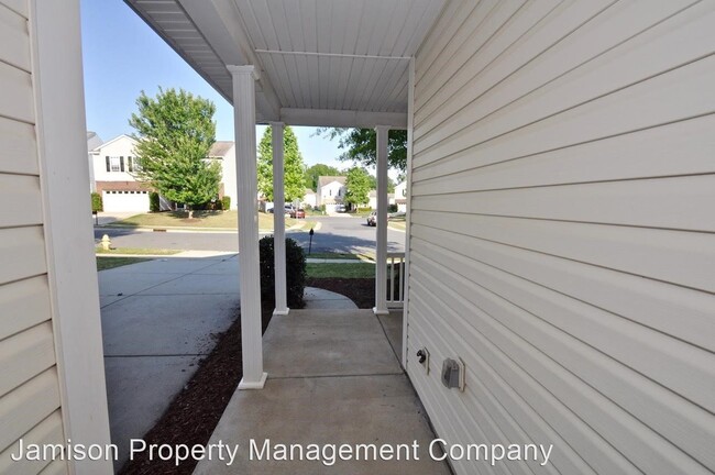Building Photo - 7523 Carrington Forest Ln