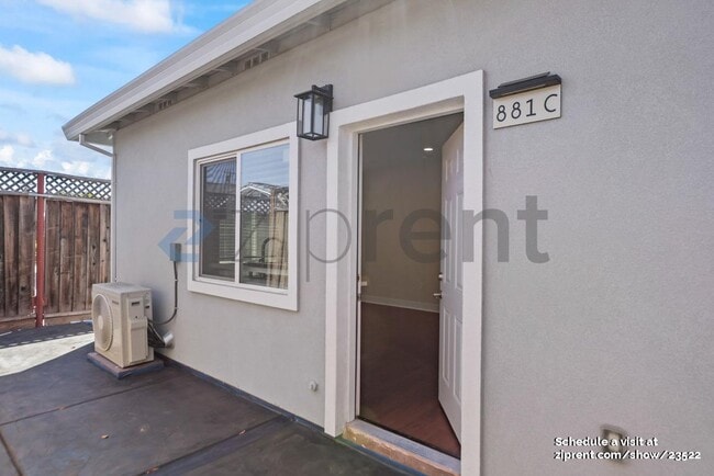 Building Photo - 881 Kenneth Ave