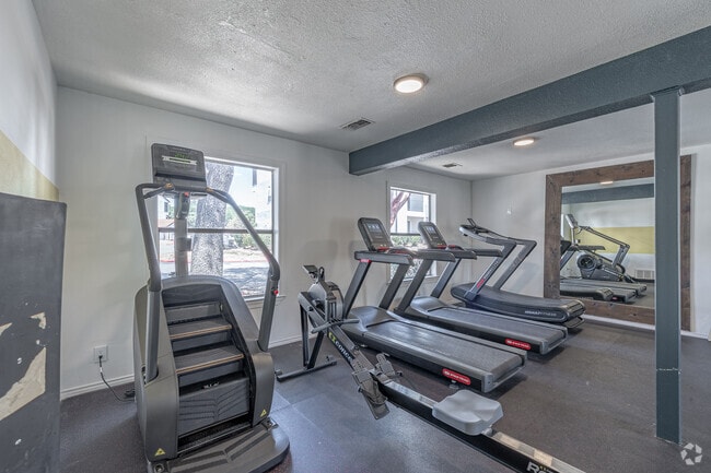 Fitness Center - Overlook Townhomes