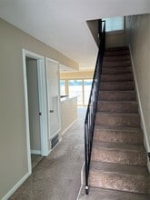 Building Photo - 7041 Kingston Cove Ln