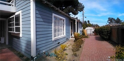 Building Photo - 5648 Riverton Ave